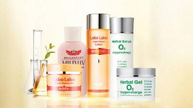 城野醫(yī)生 以尖端化妝品技術(shù)，為敏感肌膚問題提供精準(zhǔn)解決方案